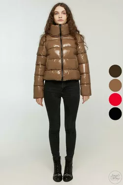 Зимняя куртка средней длины лаковая без капюшона – P0265